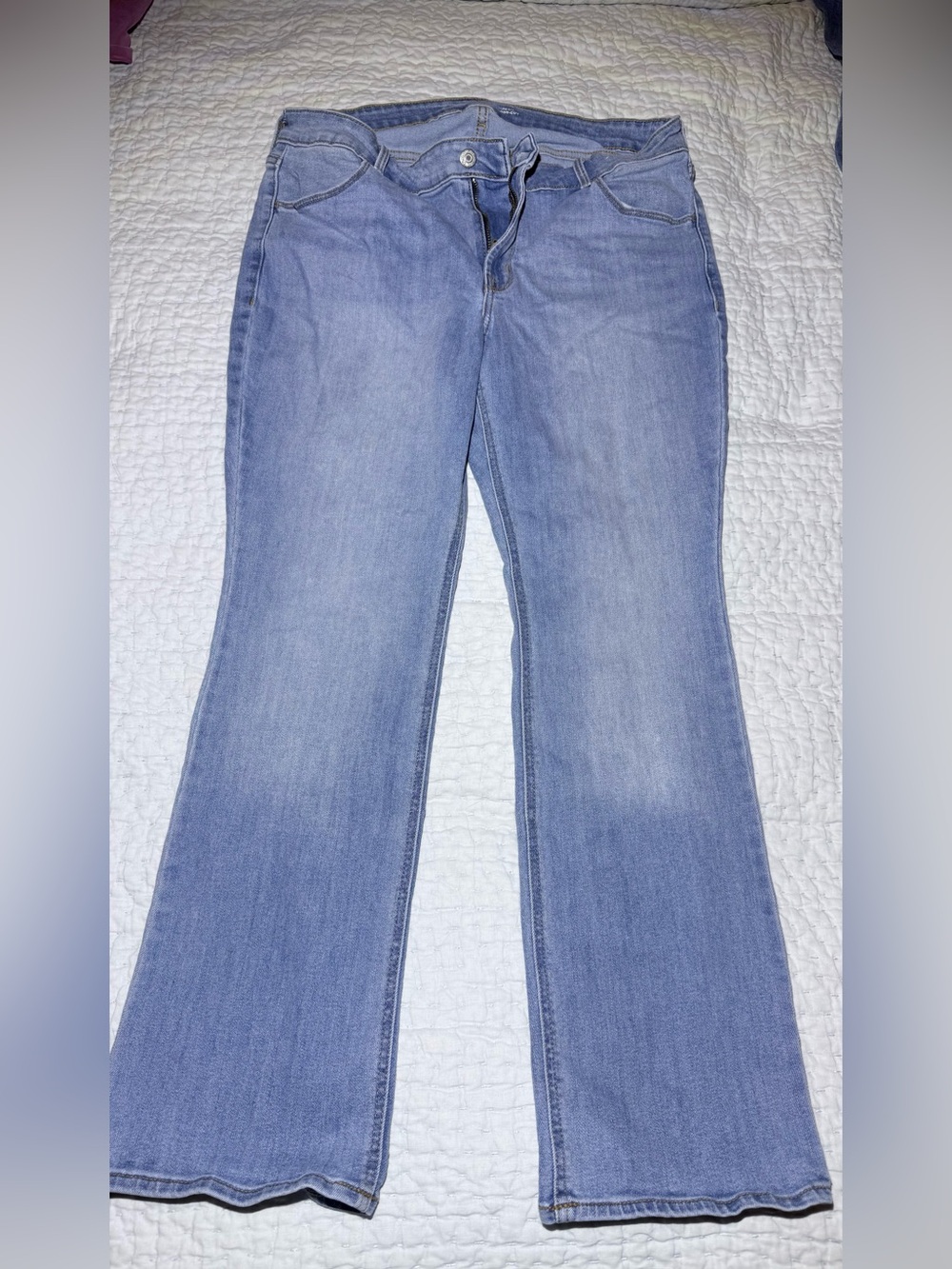 Old Navy Women's Light Blue Mid rise Bootcut Jeans